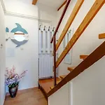 Villa Palazzo Limone With Pool By Guide