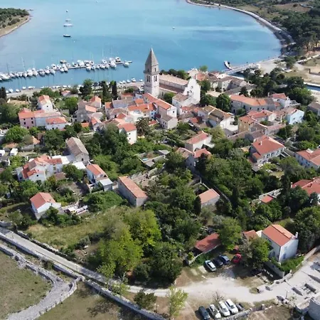 Palazzo Limone With Pool By Guide Vila *