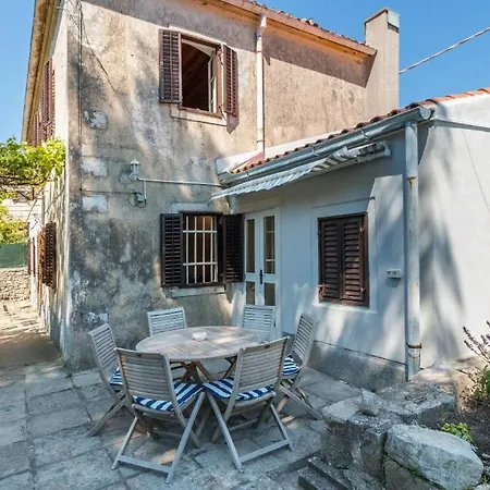 Palazzo Limone With Pool By Guide *