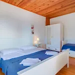 Palazzo Limone With Pool By Guide Vila