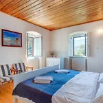 Palazzo Limone With Pool By Guide Vila Nerezine