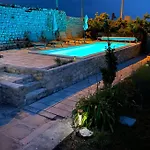 Vila Palazzo Limone With Pool By Guide