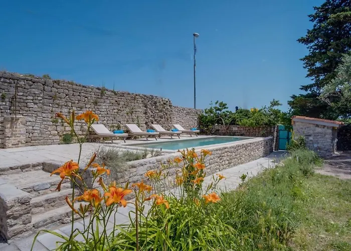 Palazzo Limone With Pool By Guide Вилла *